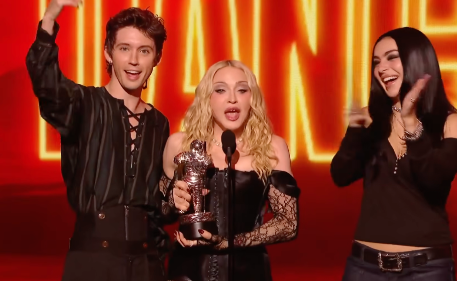 Madonna wins VMA for Best Dance for Confessions II – The Film