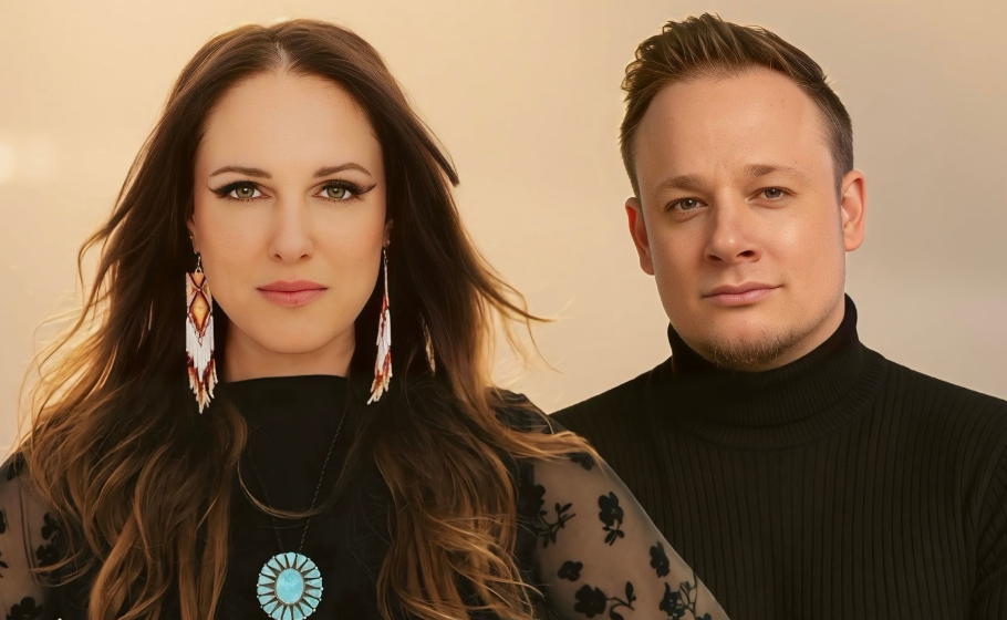 Greg Gould joins Sandi Thom on ‘I Wish I Was A Punk Rocker’ 20th Anniversary Tour
