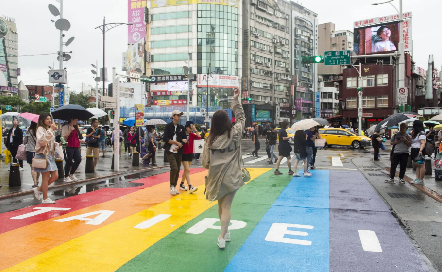 Rainbow Six crossing in Taipei's Ximending district, Taiwan